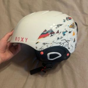 Roxy Youth snowboarding/ski helmet